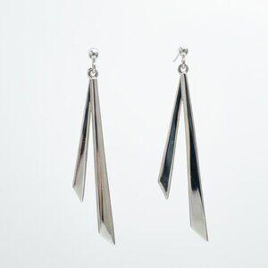 Modern Silver Tone Dangle Earrings Long Minimalist V-Shape Obelisk Statement